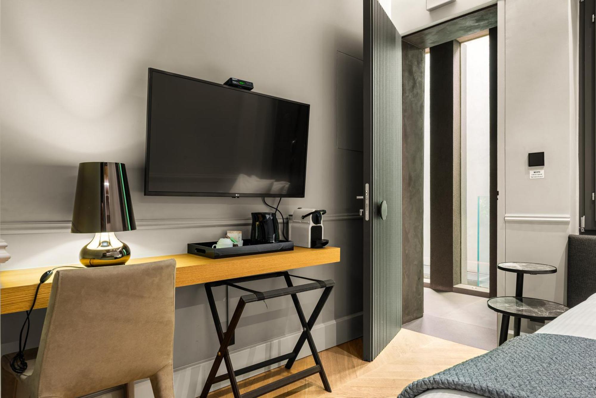 Nikiou Suites Luxury Residence Athènes Extérieur photo